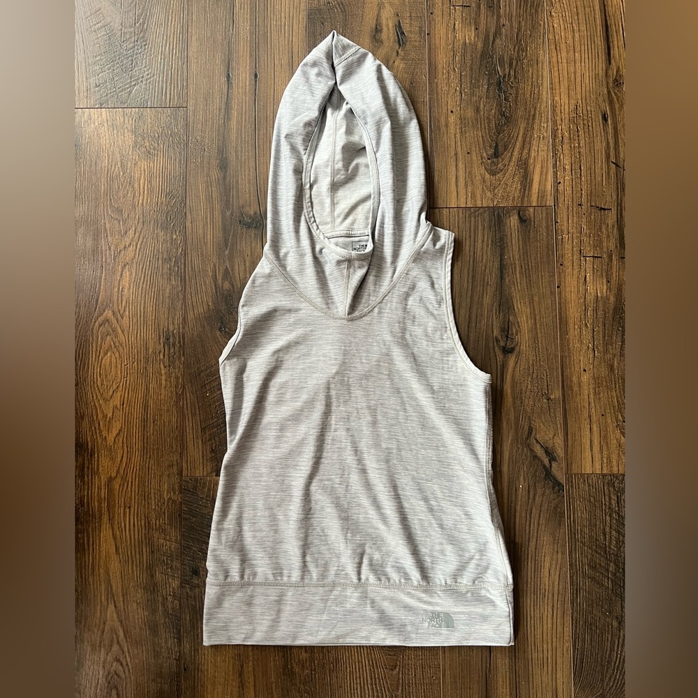 Lightweight North Face hooded pullover vest